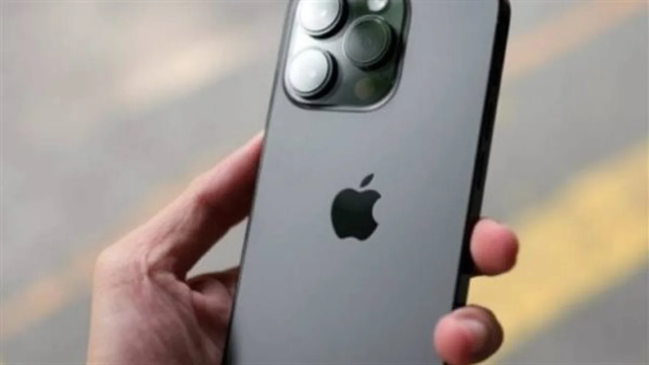 تسريبات تقنية.. آبل تجهز آيفون 18 وجهاز Air لتعزيز محفظة منتجاتها القادمة